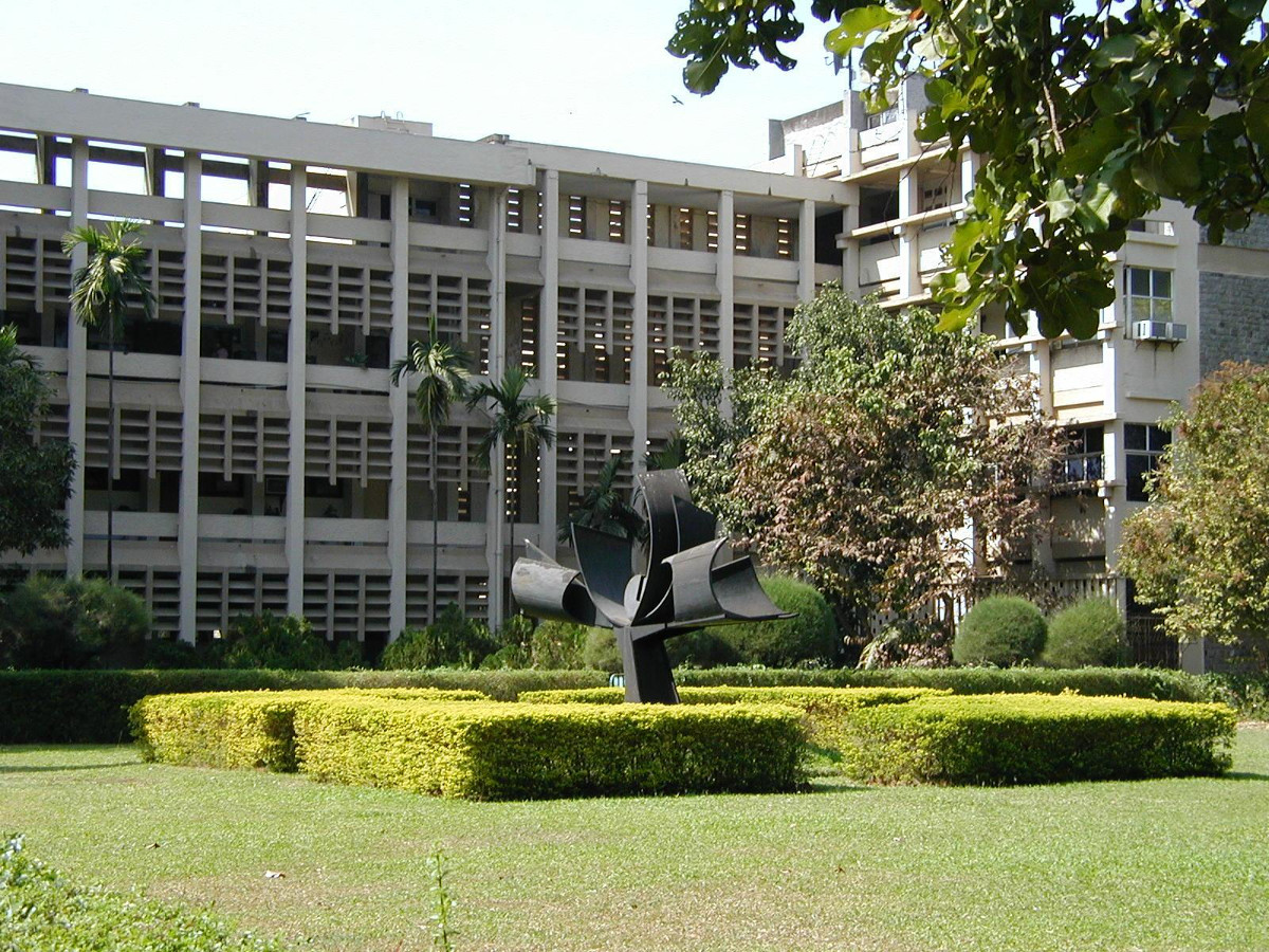 cool and happening college campuses