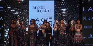 Kriti Sanon for Arpita Mehta's _Midnight Muse_ at LFW - 1