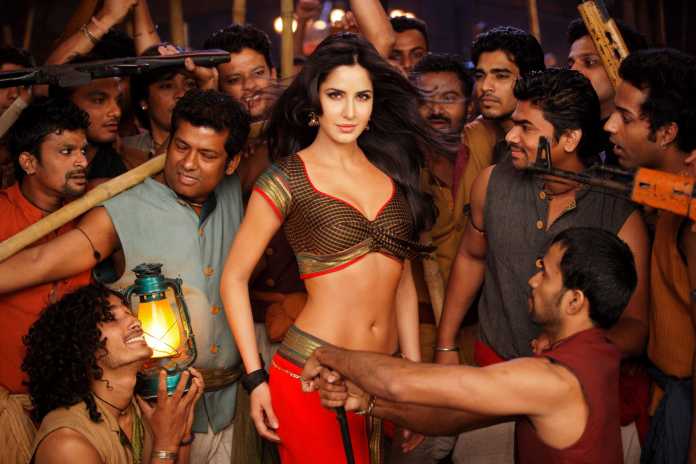 Bollywood VS Hollywood