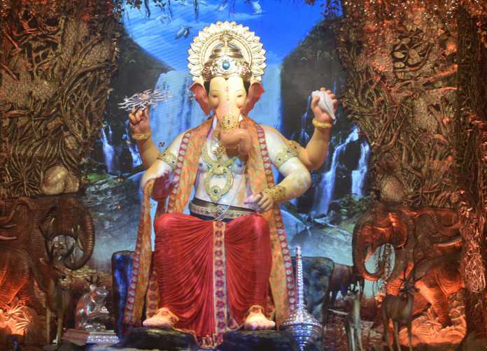Lal Baugcha Raja-min