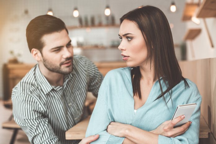 Dating a liar