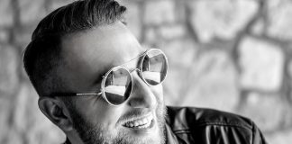 round sunglasses