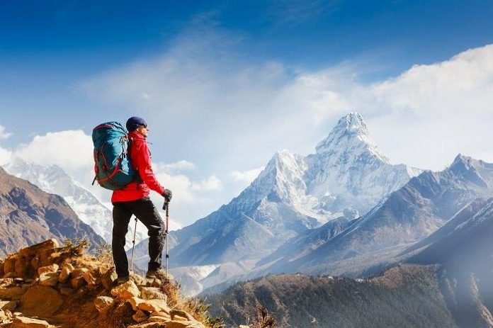 trekking